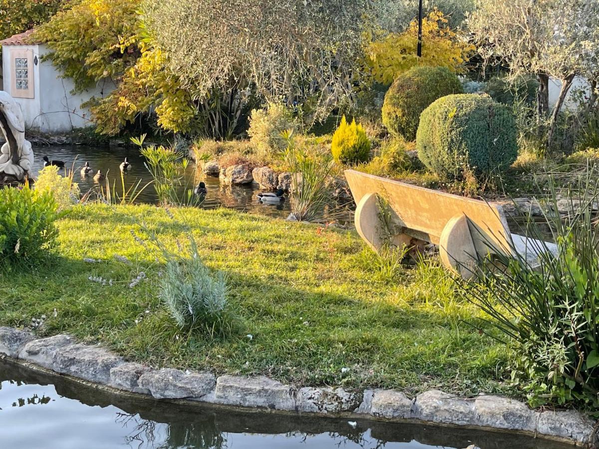 Les Petits Lutins * Entraigues-sur-la-Sorgue